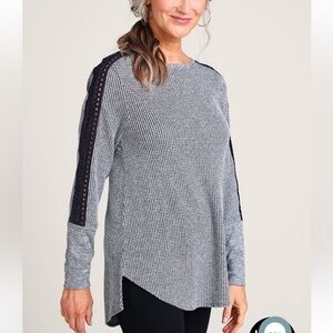Soft surroundings Bailey Women's Gray and Black Long Sleeve Top